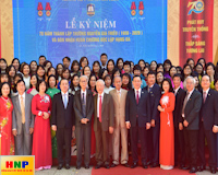 Tổng Bí thư, Chủ tịch nước Nguyễn Phú Trọng dự lễ kỷ niệm 70 năm thành lập Trường THPT Nguyễn Gia Thiều